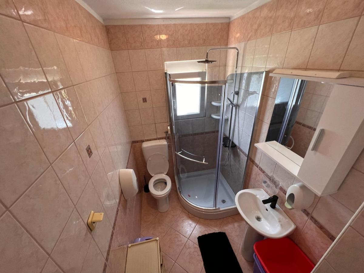 Apartmani Premijer-Rab ซูเปทาร์สกา ดรากา ภายนอก รูปภาพ