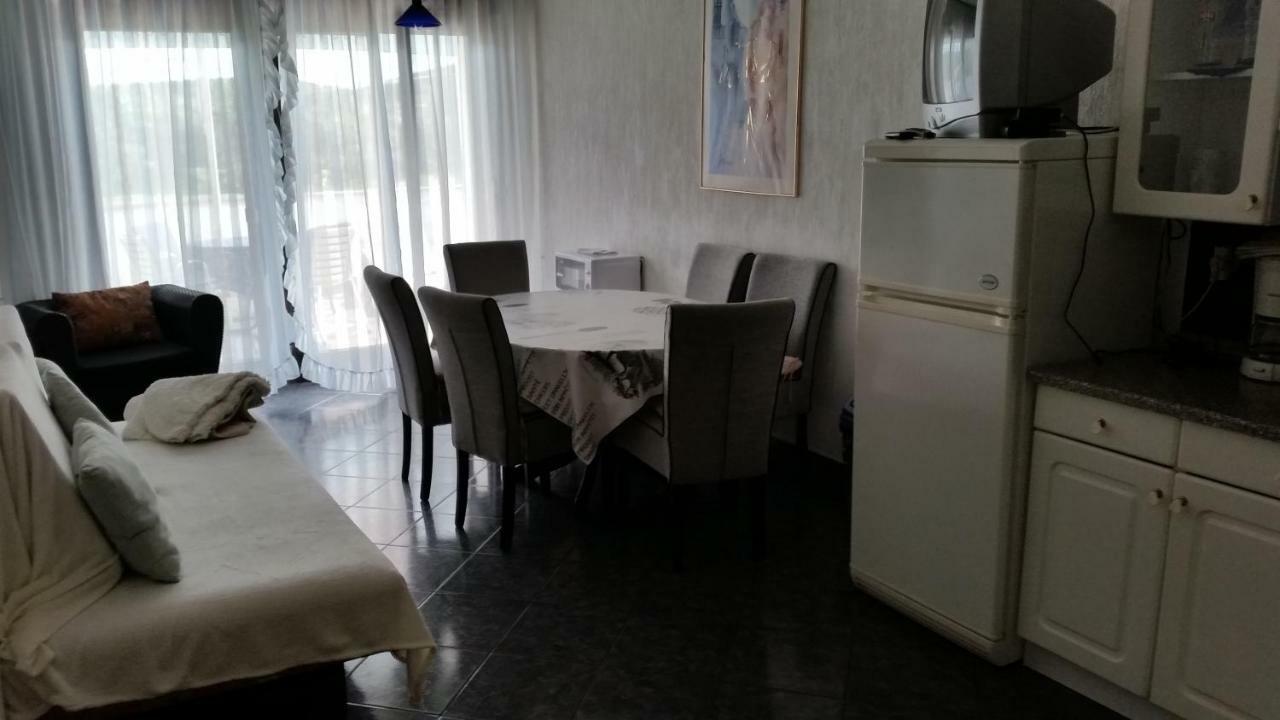 Apartmani Premijer-Rab ซูเปทาร์สกา ดรากา ภายนอก รูปภาพ