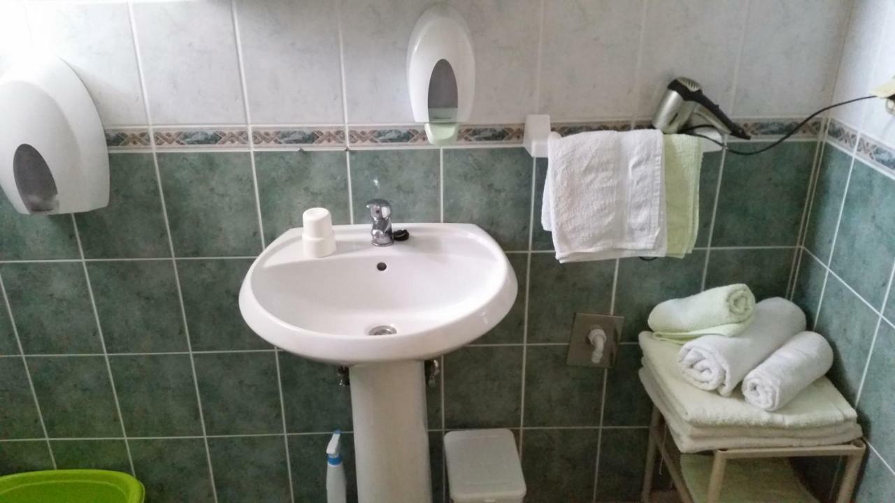 Apartmani Premijer-Rab ซูเปทาร์สกา ดรากา ภายนอก รูปภาพ